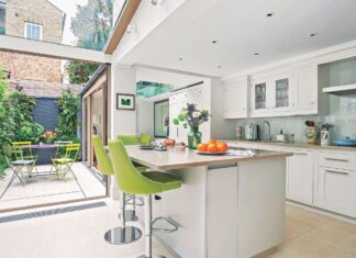 От чего уходит теплый пол? Это варианты источников тепла, которые работают, и тот, который, по мнению экспертов, является лучшим.