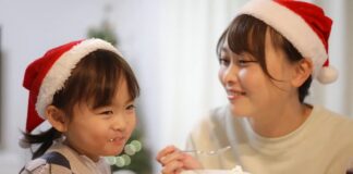 Унікальний японський Новий рік: KFC, романтика та святкові вогники 🎄