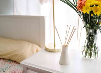 Actualisation de la maison de dernière minute : 8 étapes de nettoyage rapides pour les invités inattendus