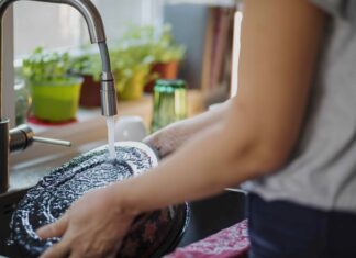 Scotch-Brite wprowadza nowe narzędzia do zmywania naczyń, których celem jest „niechęć do gąbek”