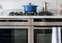 Peretasan Oven TikTok: Pembersihan Mudah untuk Orang Malas