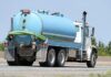 Seberapa sering memompa septic tank Anda untuk menghindari perbaikan halaman belakang yang mahal