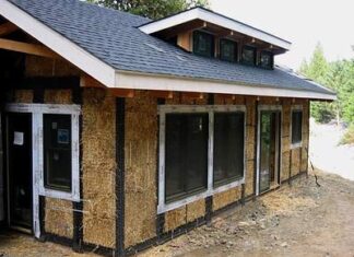 Membangun Tanpa Kayu: Bagaimana Pemukim Nebraska Membangun Rumah Mereka Dengan Tanah